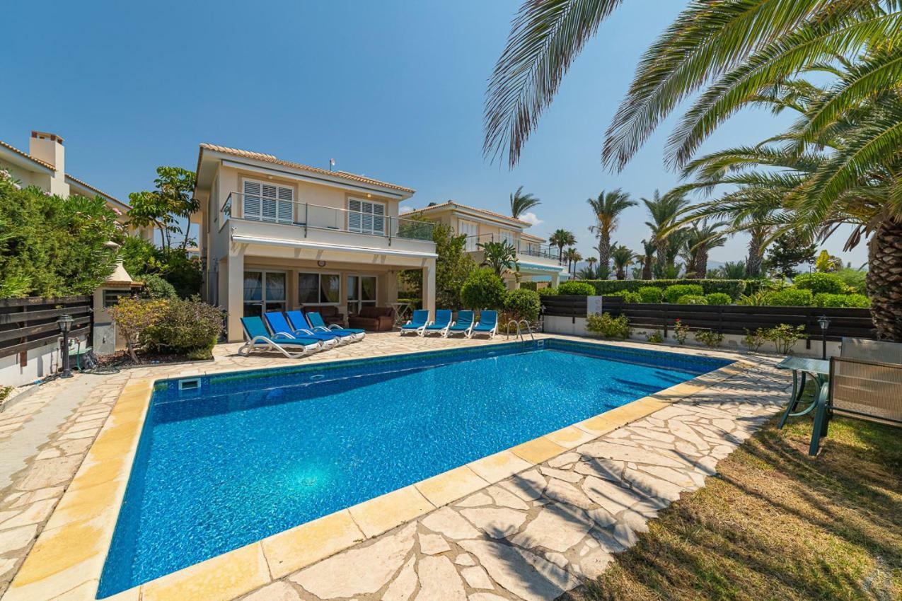 Villa Sunrise 11 Coral Bay Exterior photo