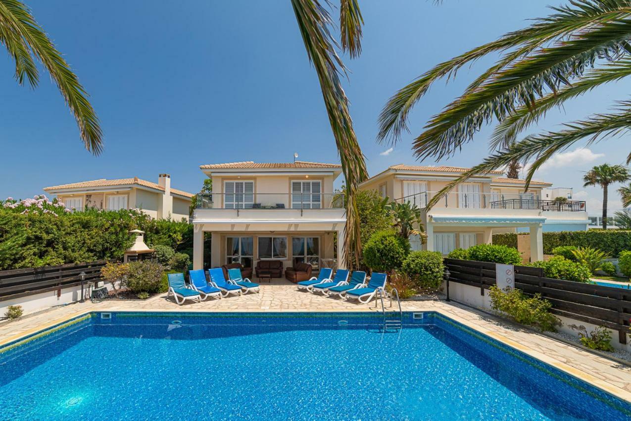 Villa Sunrise 11 Coral Bay Exterior photo