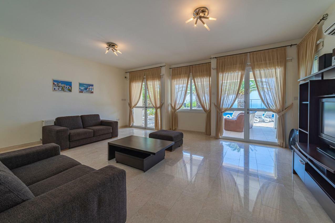 Villa Sunrise 11 Coral Bay Exterior photo