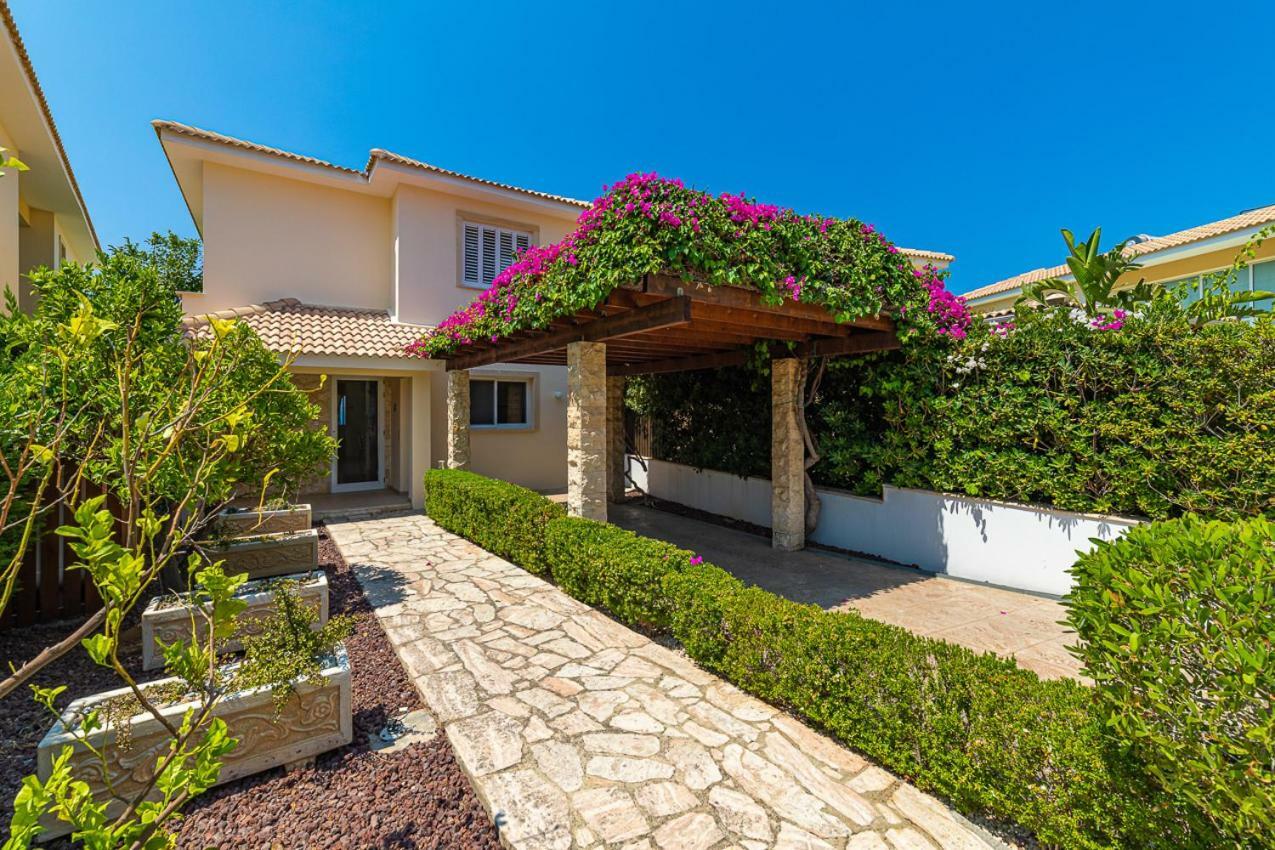 Villa Sunrise 11 Coral Bay Exterior photo
