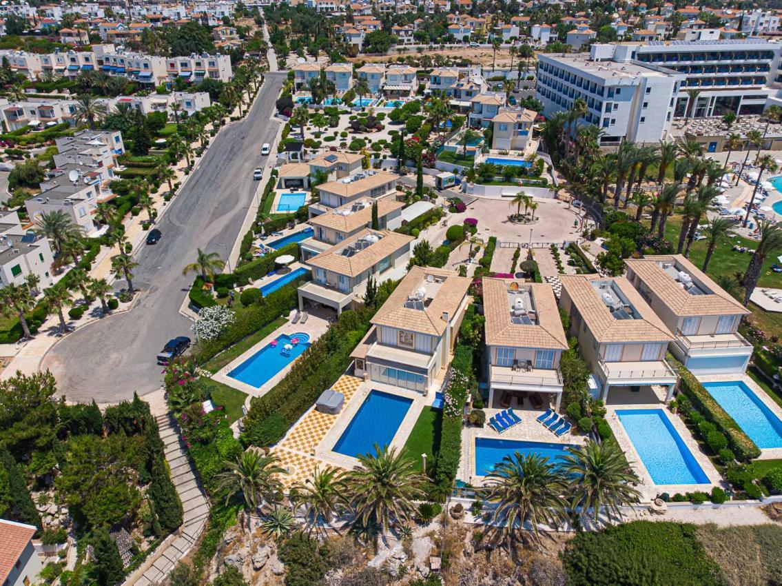 Villa Sunrise 11 Coral Bay Exterior photo